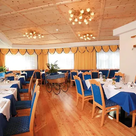 Hotel Oberwirt Weisses Kreuz